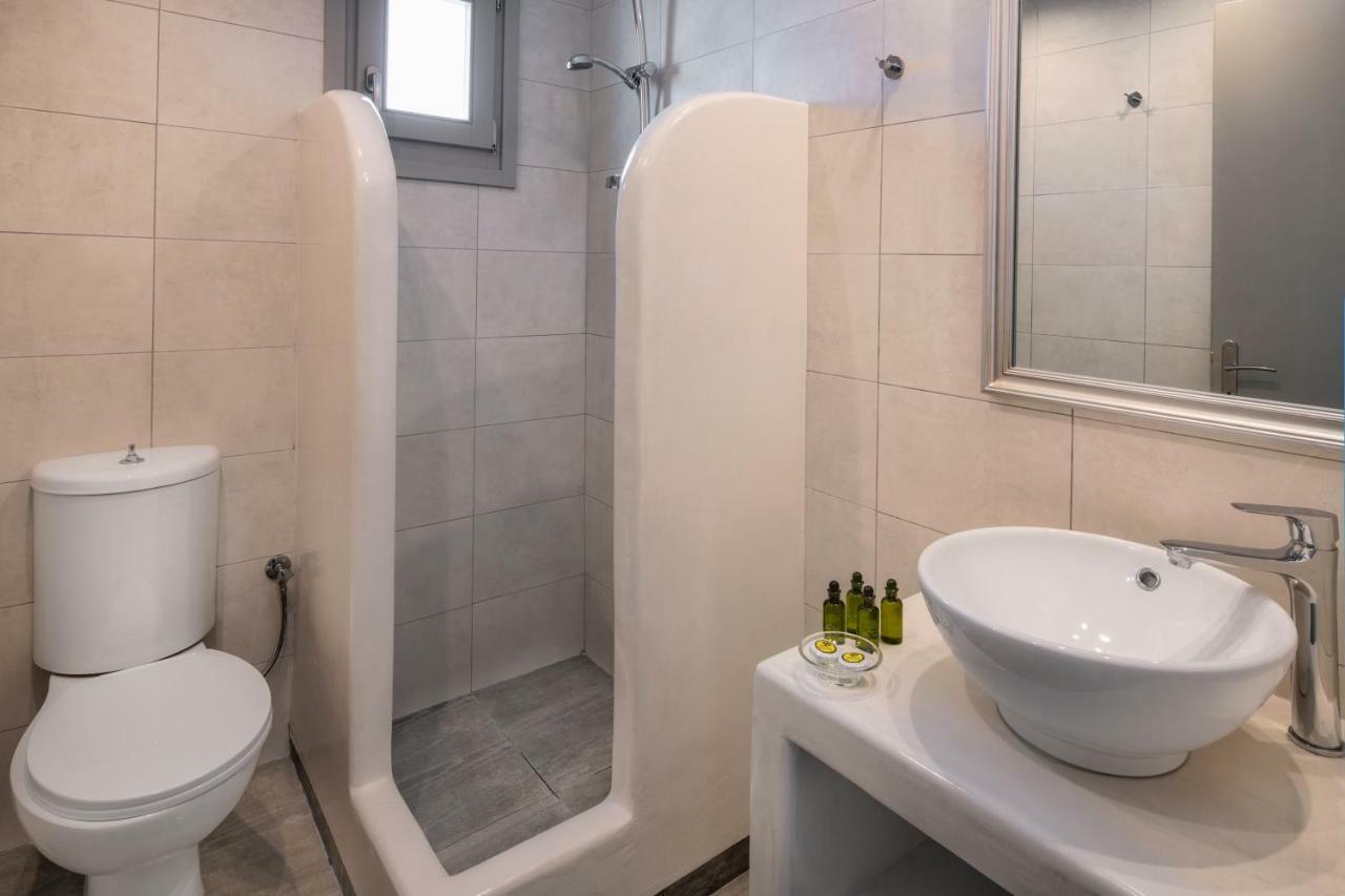 Olive Tree Suites 산토리니 외부 사진